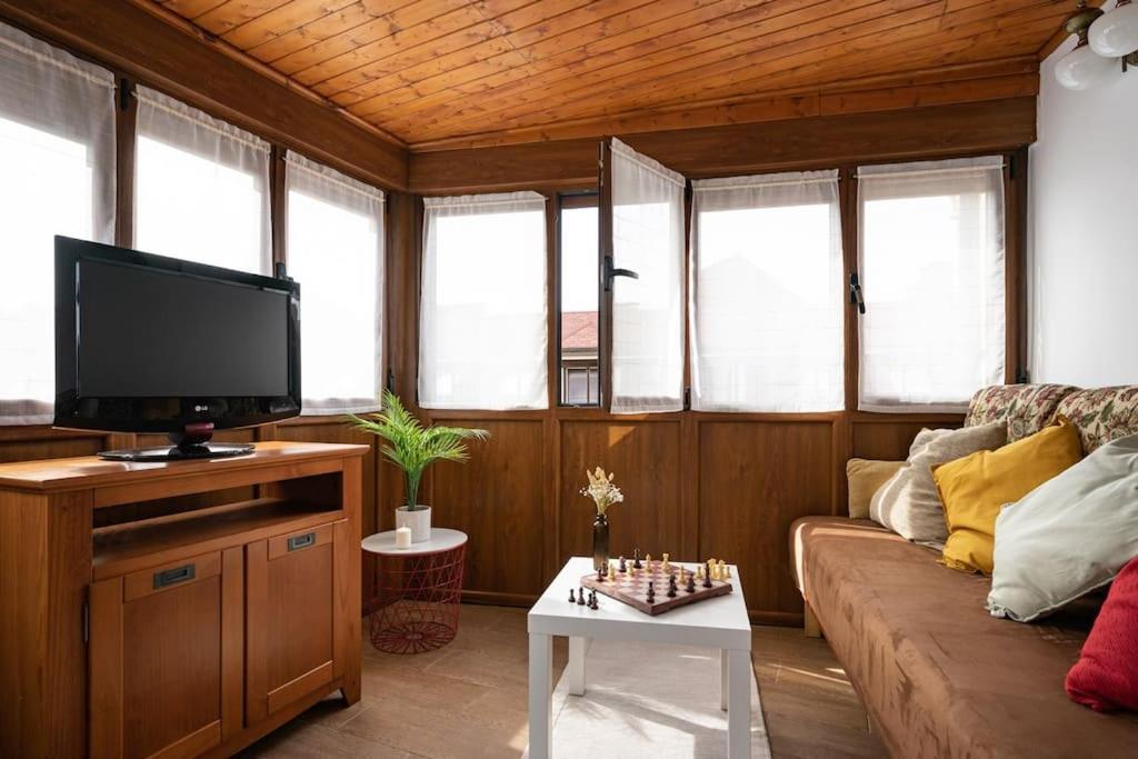 Apartament Apartamento Chary Gijón Zewnętrze zdjęcie