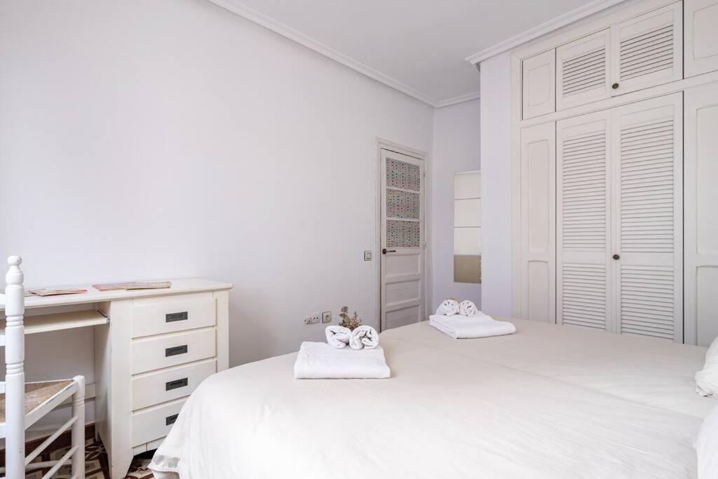 Apartament Apartamento Chary Gijón Zewnętrze zdjęcie